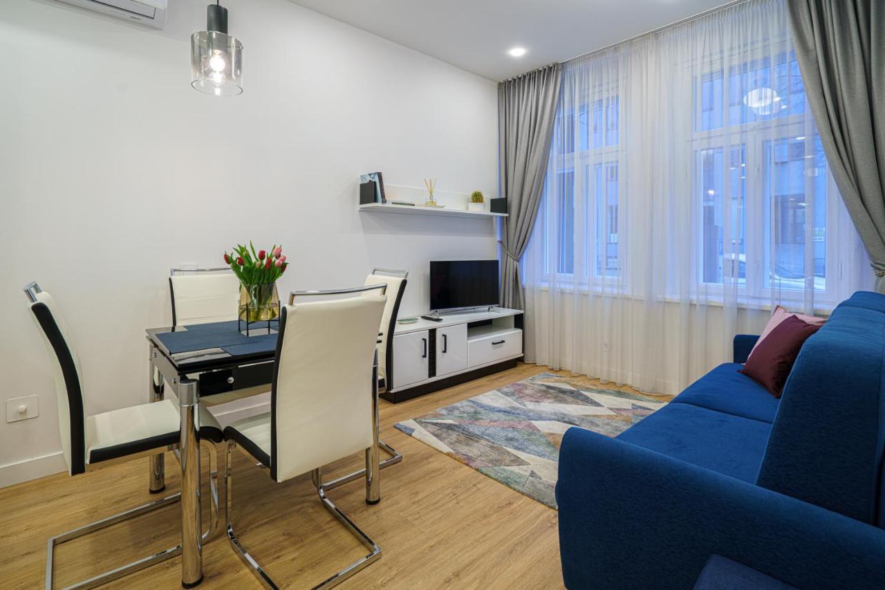 Moder Chic Apartment In Center-Prime Rentals Каунас Екстер'єр фото